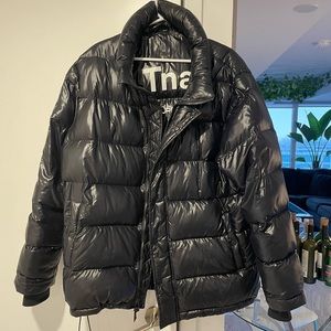 Aritzia Mr. Super Puff size XL